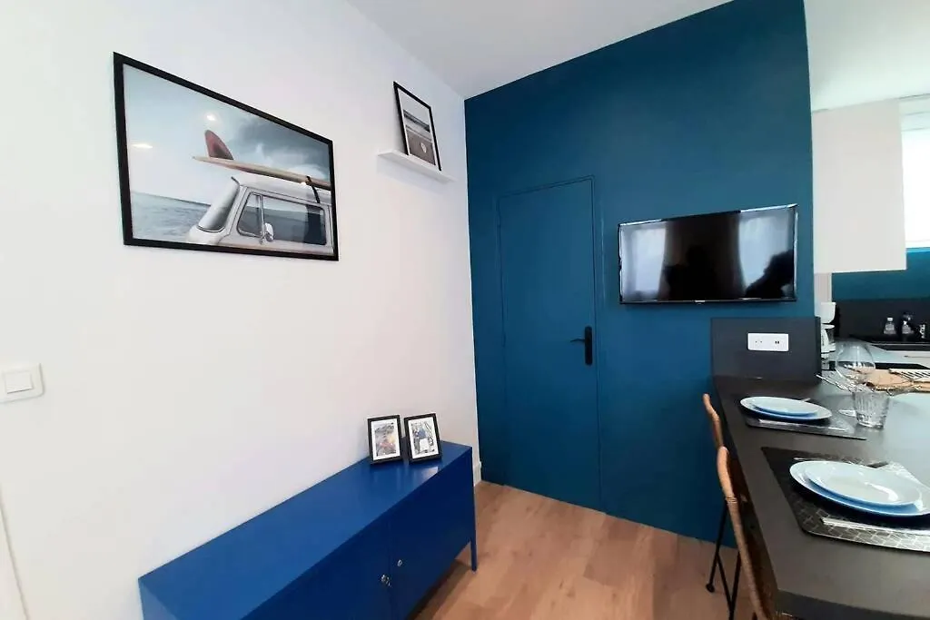 Appartement Radieux T3 Au Centre De Vannes 0*,  France