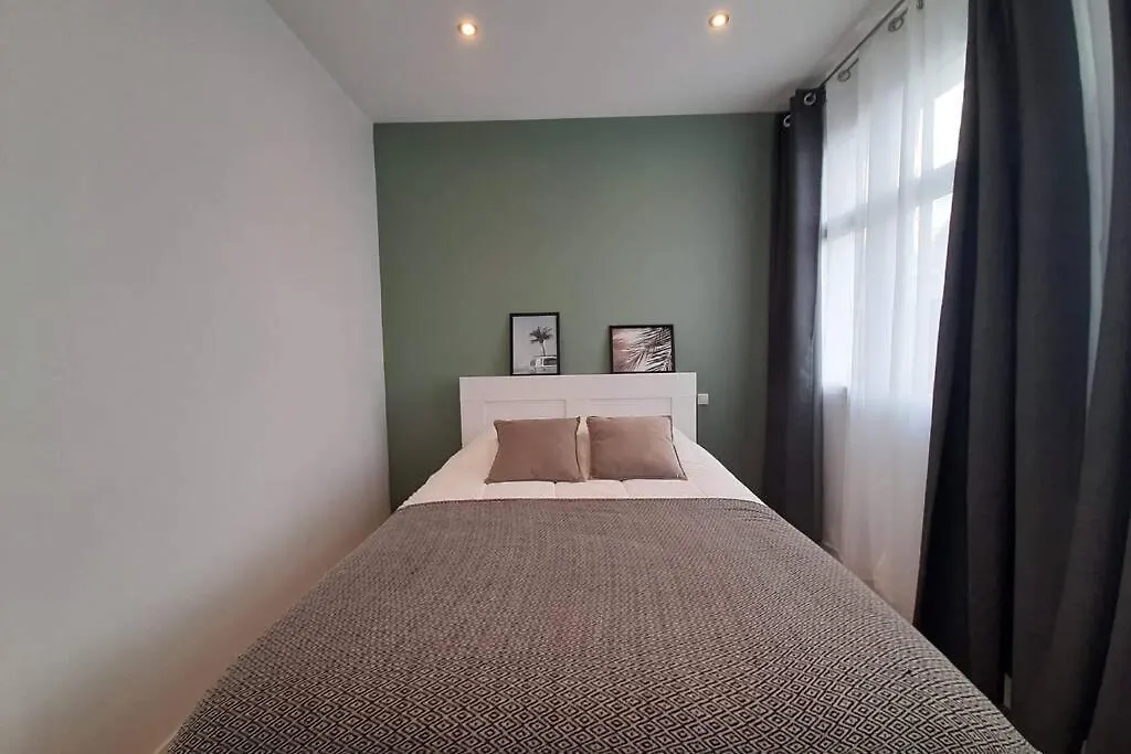 Appartement Radieux T3 Au Centre De Vannes 0*,  France